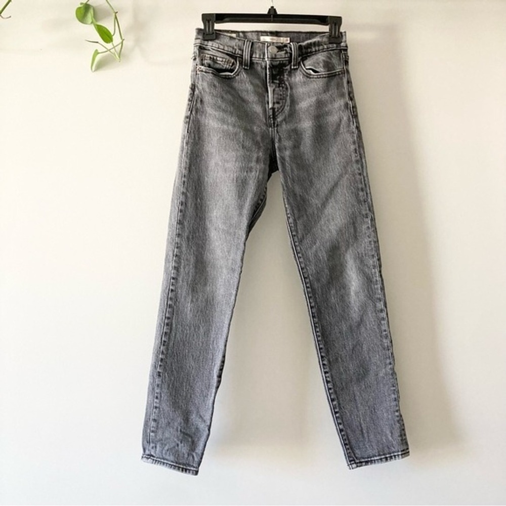 Levi's‎ charcoal gray the wedgie in skinny straight 25